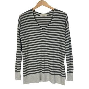 Loft Women's Lightweight Sweater Size XS